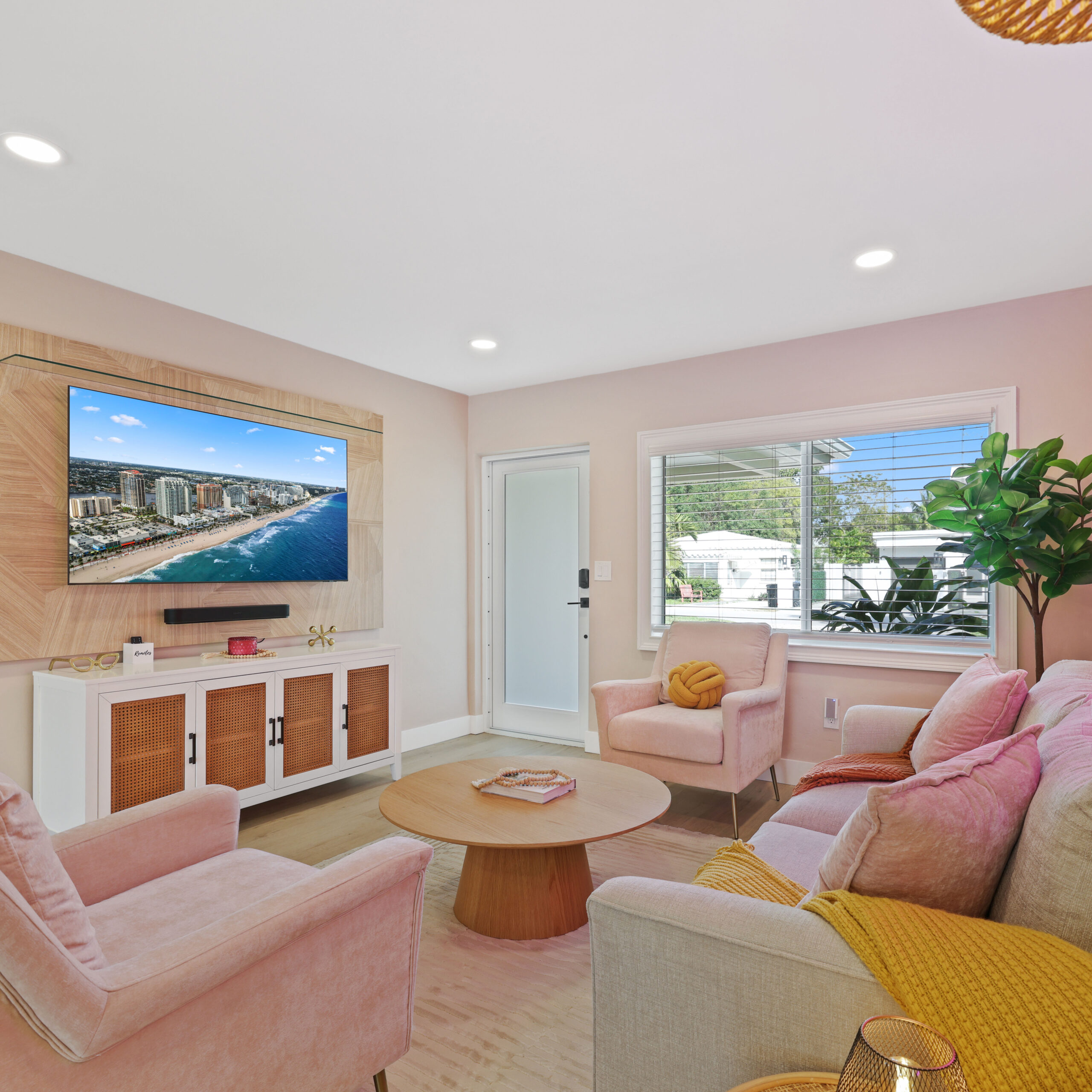 LasOlas-footerfeatured5